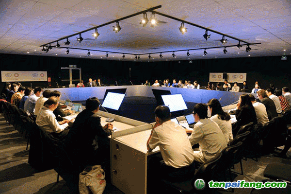 解振华与中外非政府组织及新闻媒体互动交流